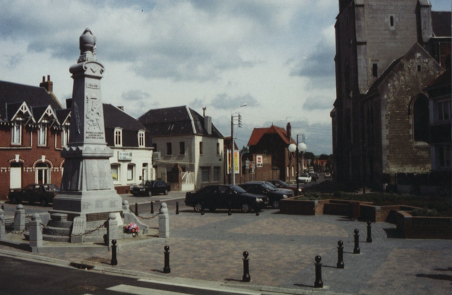 Monument aux morts (2)