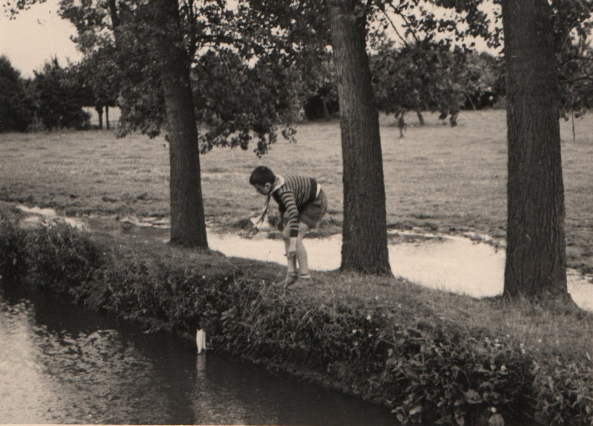 Enfants dans la nature